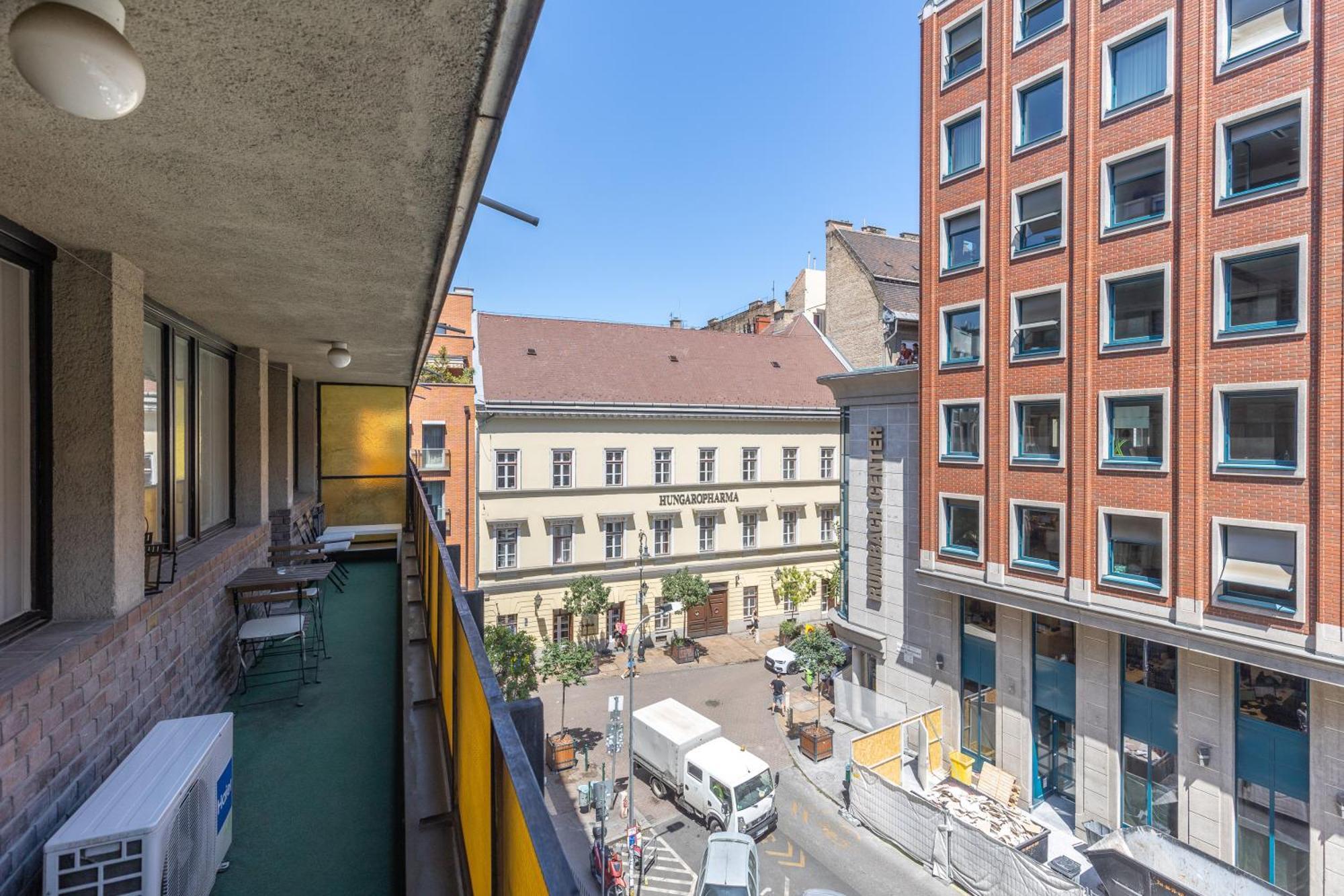 Gems Of Budapest - Sapphire Suite, Budapest